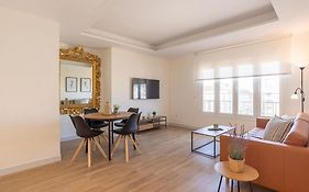 Tribuna I By Ele Apartmens
